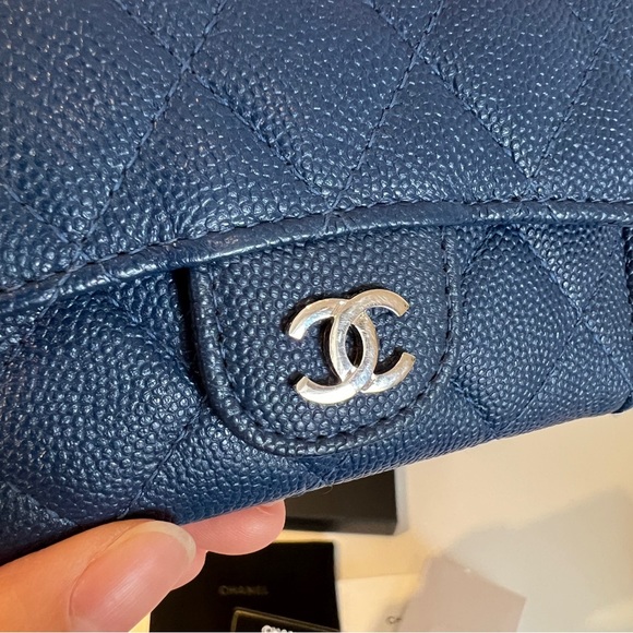 [Sold] Authentic Chanel Carver Wallet in Sapphire Blue (limited edition) - Picture 8 of 17